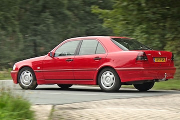 klokje rond -  mercedes-benz C240 classic