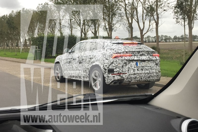 Lamborghini Urus spionage