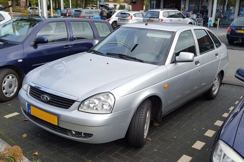 In het Wild: Lada Priora (2011)