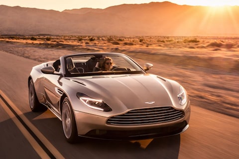 Aston Martin onthult DB11 Volante
