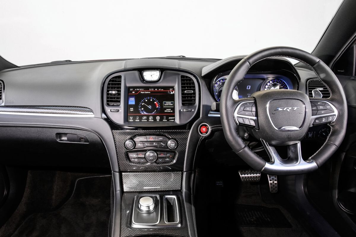 Chrysler 300 rechtsgestuurd 