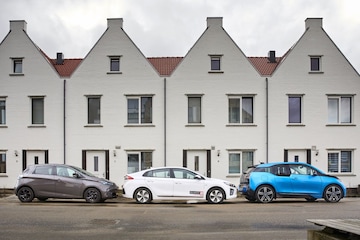 EV's opladen elektrisch rijden multitest Zoe i3 Io