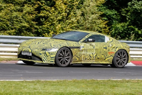 Aston Martin Vantage - Spionage