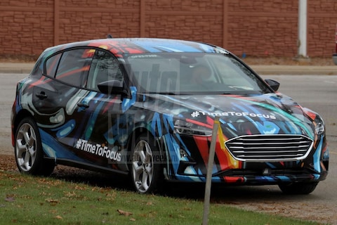 Ford Focus vrijwel ongecamoufleerd!