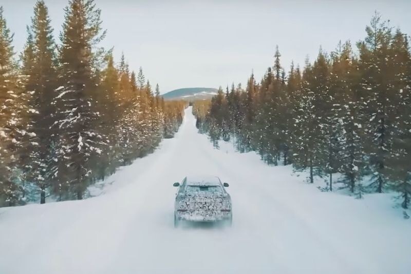 Lamborghini Urus Neve modus