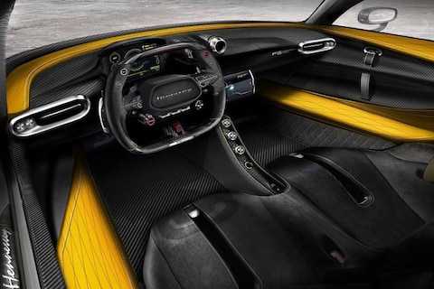 Innerlijk van Venom F5 in beeld