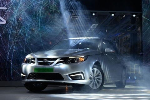 Saab staat weer te koop