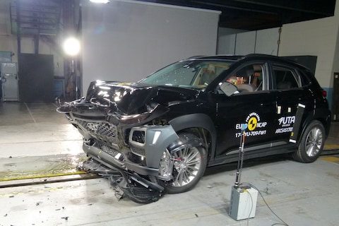 Vijftien auto's tegen de muur bij EuroNCAP