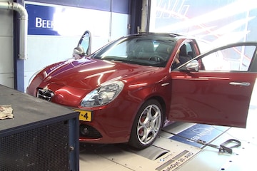 Alfa Romeo Giulietta 1.4 Multiair - Op de Rollenba