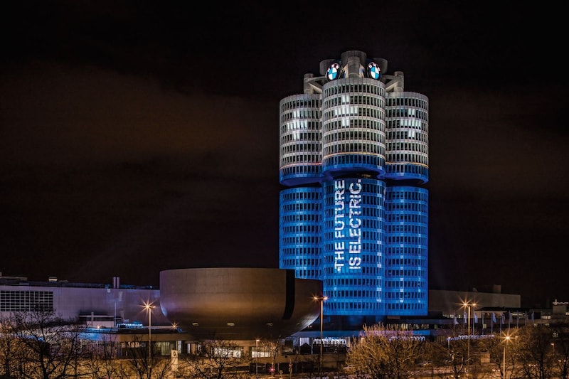 BMW hoofdkantoor 100.000 i-modellen
