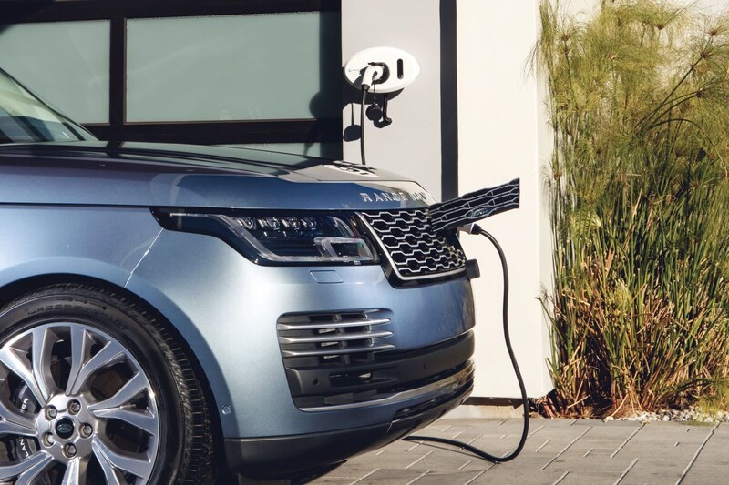 AutoWeek Magazine 51/52 pluggen laden Range Rover 