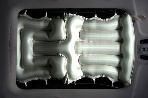 Hyundai introduceert 'panoramadak-airbag'