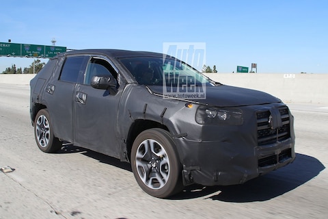 Nieuwe Toyota RAV4 gesnapt