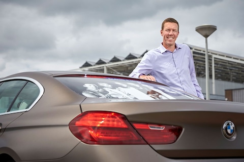 Wat weet ondernemer Raymond van Vliet over auto's? - Quiz