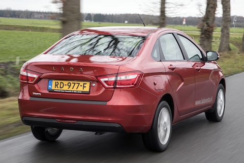 'Lada vertrekt uit West-Europa'