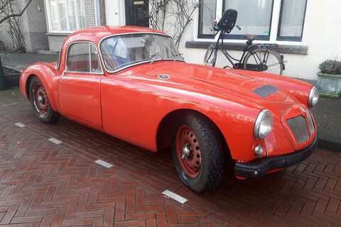In het wild: MG A Twin-Cam (1959)