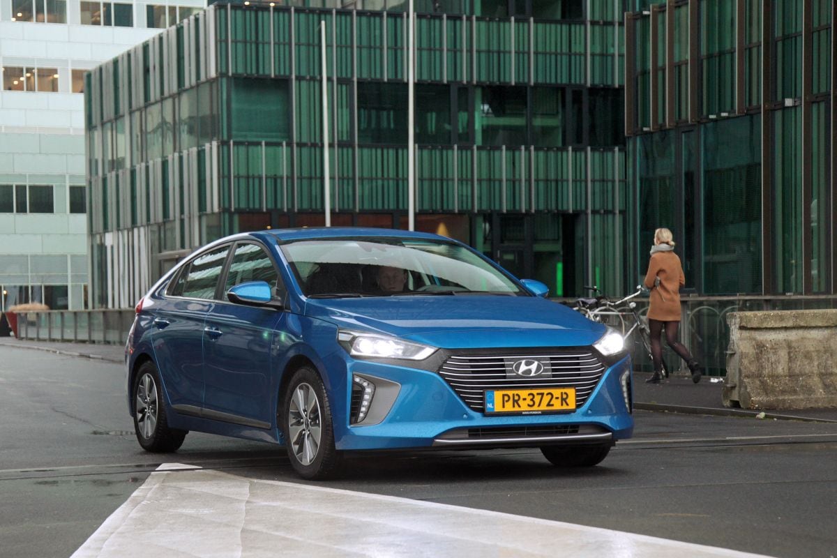 AutoWeek 08 201