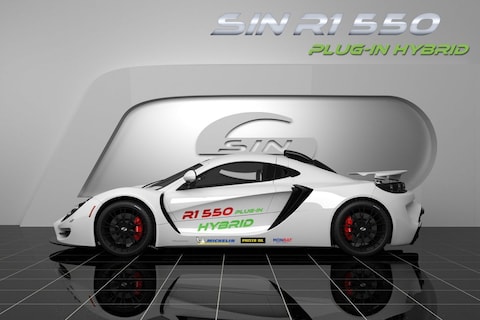 Sin Cars met plug-in hybride R1 550 naar Genève