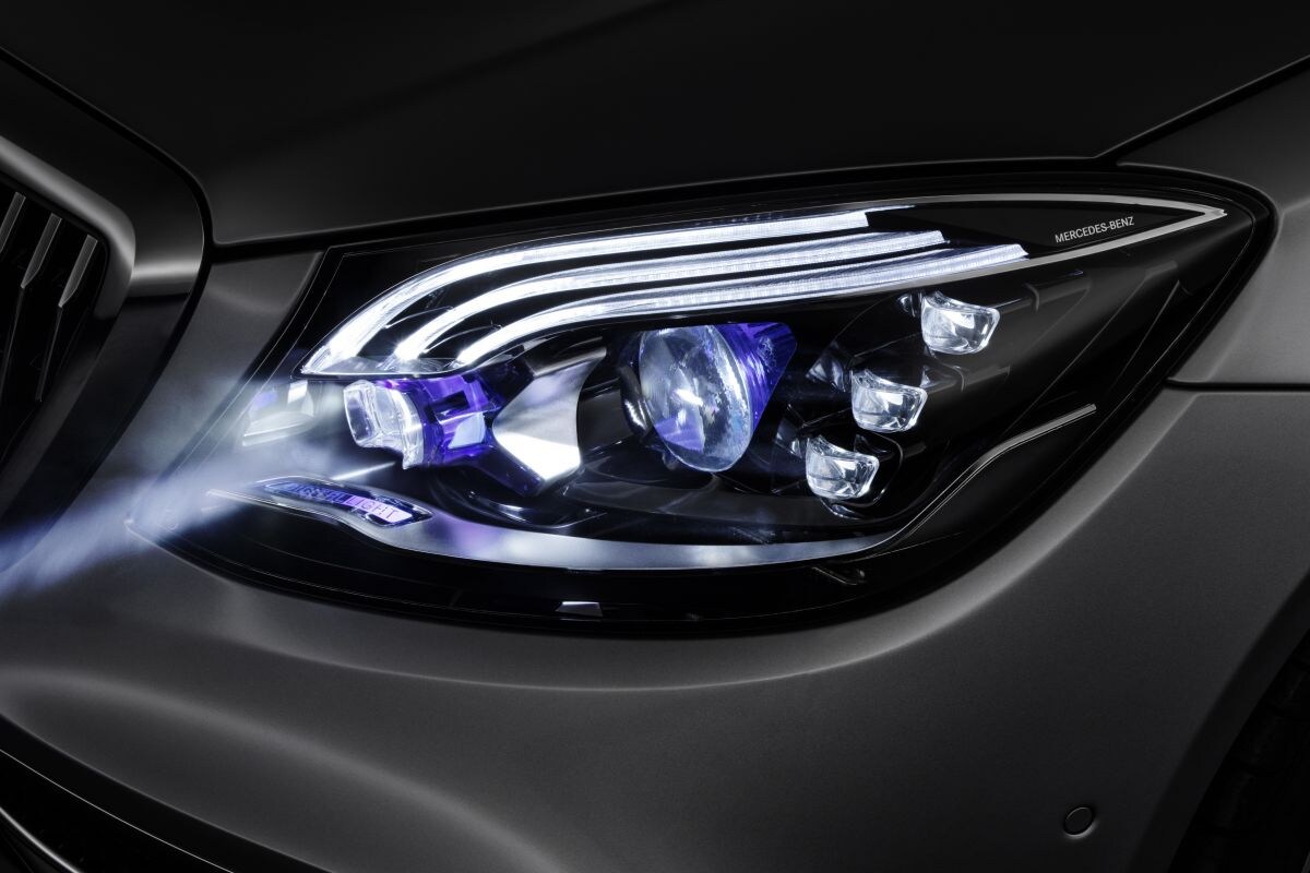 Mercedes-Maybach S-klasse Digital Light