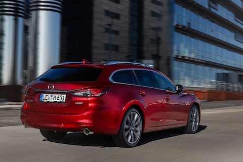 Van alle kanten: gefacelifte Mazda 6 Sportbreak