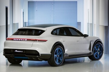 Porsche Mission E Cross Turismo