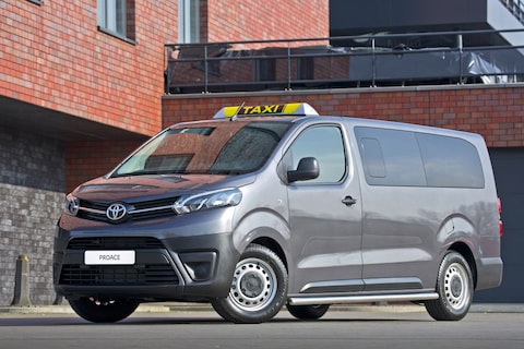 Toyota ProAce in Taxi-trim