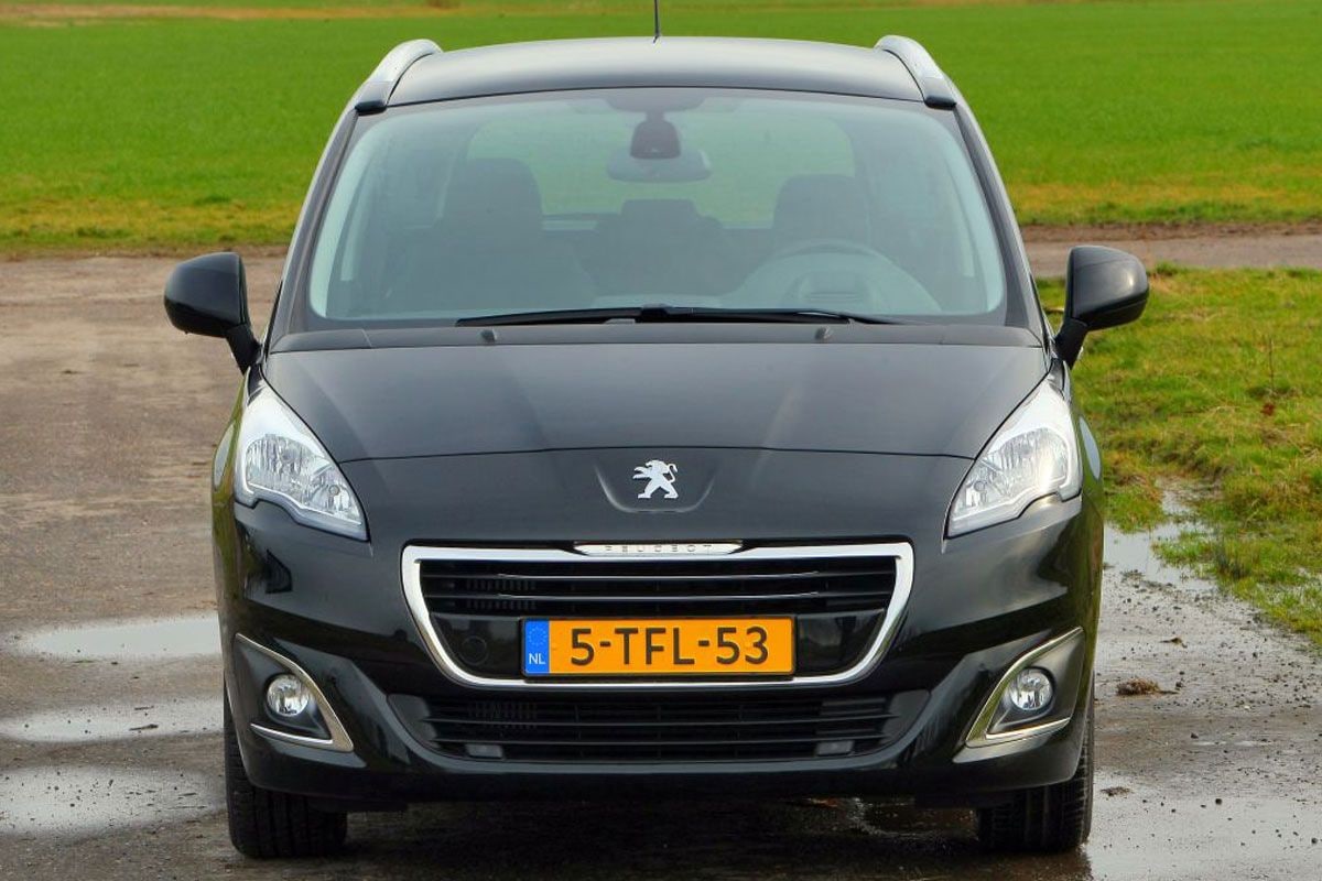 Peugeot 5008 facelift Friday