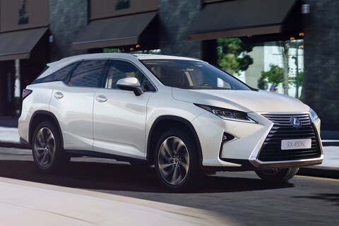 Lexus hangt prijskaartje aan RX 450hL