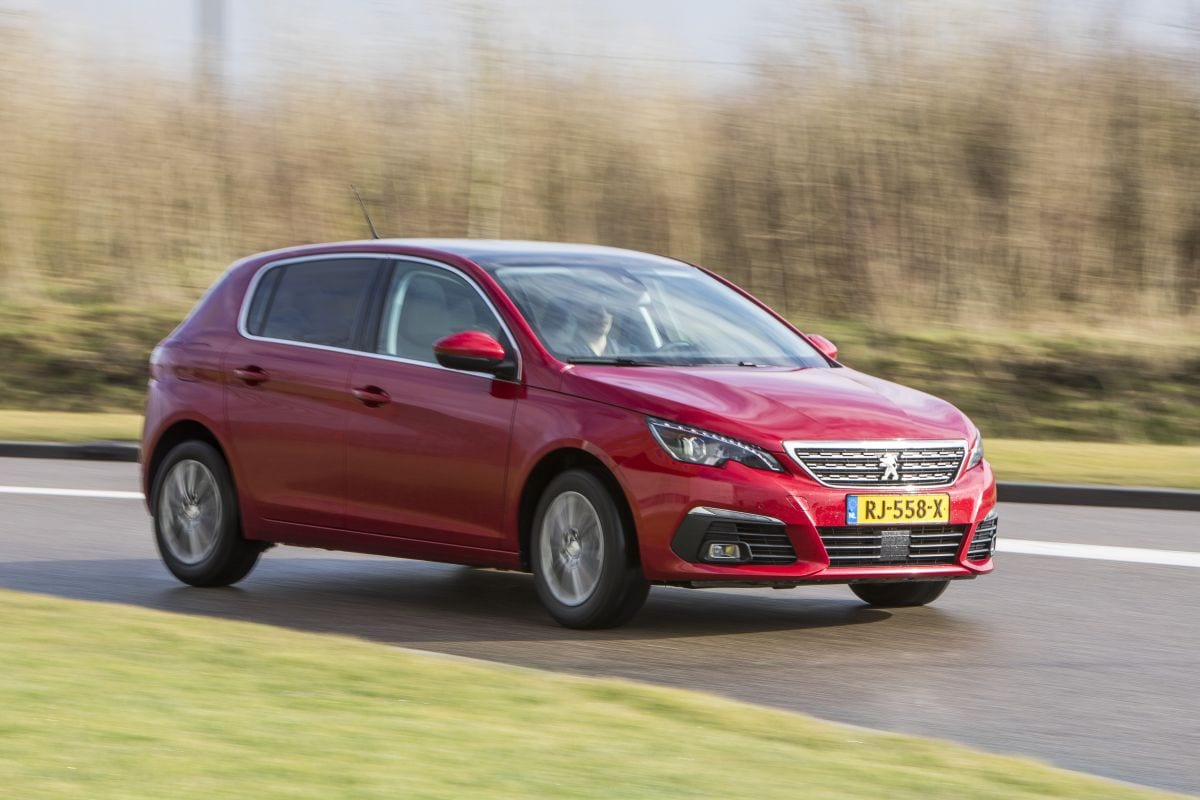 AutoWeek 13 2018 magazine Peugeot 308 1.5 BlueHDi