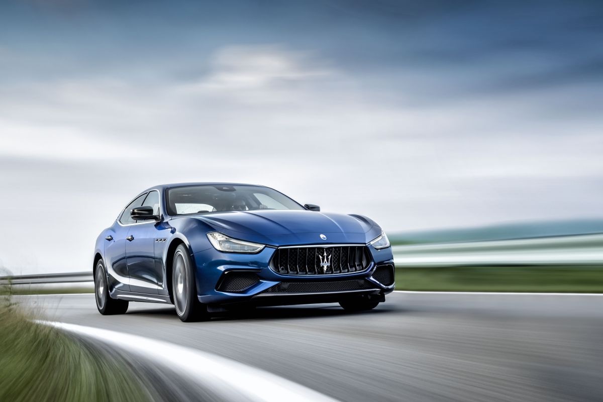 AutoWeek 15 2018