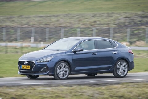 Hyundai i30 Fastback 1.4 T-GDi Premium (2018)