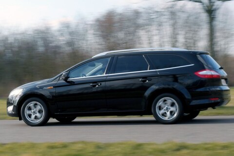 Op zoek naar: Toyota Avensis - Renault Laguna - Ford Mondeo