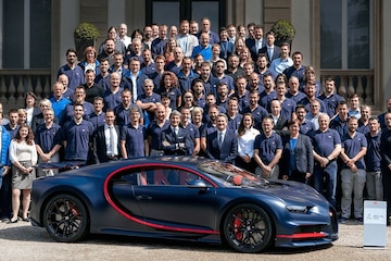 Honderdste Bugatti Chiron geleverd