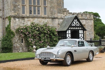 Aston Martin DB5 007 James Bond veiling