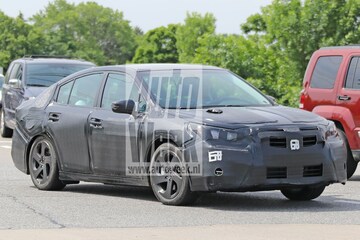 Subaru Legacy Spyshots