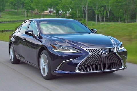 Test: Lexus ES 300h (2018)