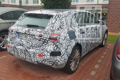 Gesnapt: Mercedes-Benz A-klasse als plug-in