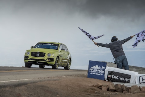 Bentley Bentayga snelste SUV Pikes Peak