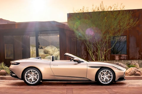 Aston Martin verlengt garanties en serviceintervallen door corona