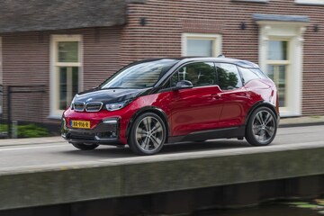 AutoWeek 29 2018 Magazine BMW i3S