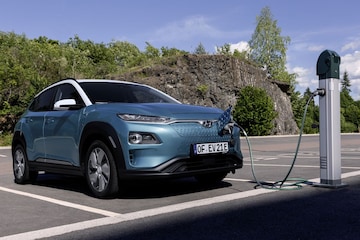 AutoWeek 29 2018 Magazine Hyundai Kona Electric la