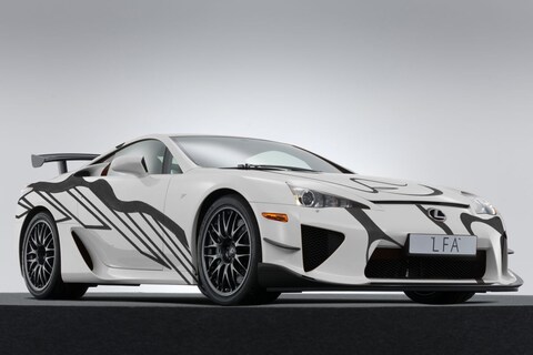 Lexus viert feest met LFA Art Car