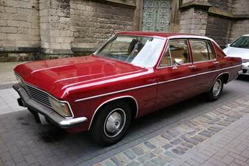 In het Wild: Opel Admiral B (1975)
