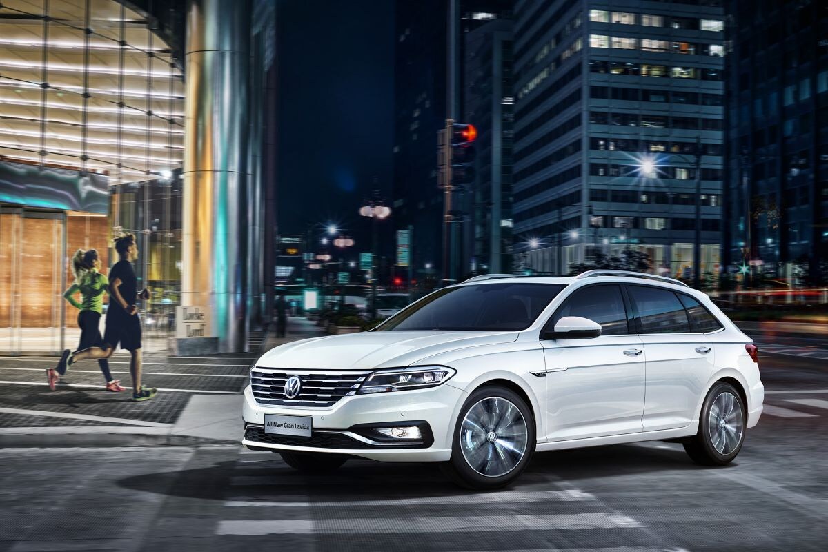 Volkswagen Grand Lavida