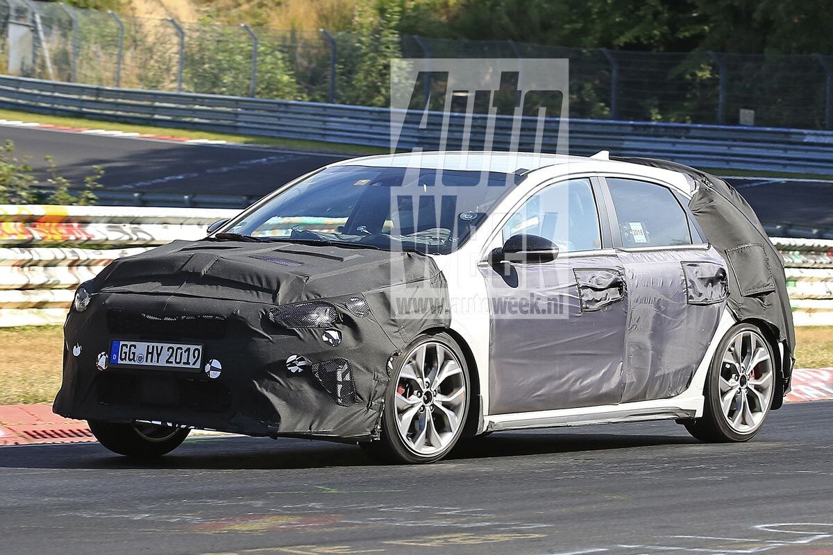 Kia Ceed GT spyshots