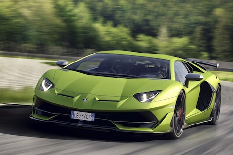 Dít is de Lamborghini Aventador SVJ!