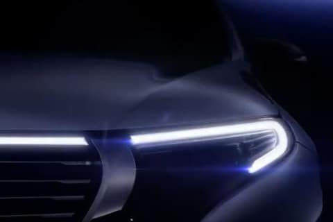 Mercedes-Benz toont stukje EQ C