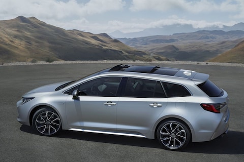 Dít is de Toyota Corolla Touring Sports