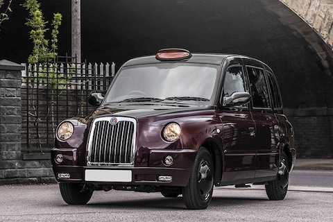 Kahn Design maakt Londense taxi luxueus