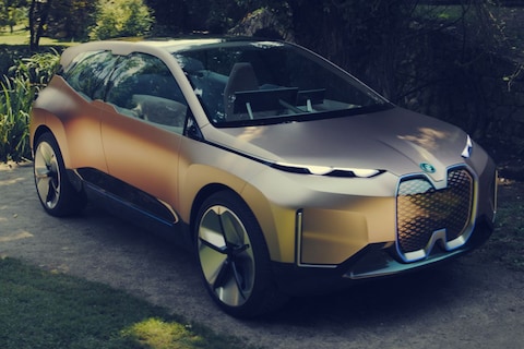 BMW Vision iNext is los